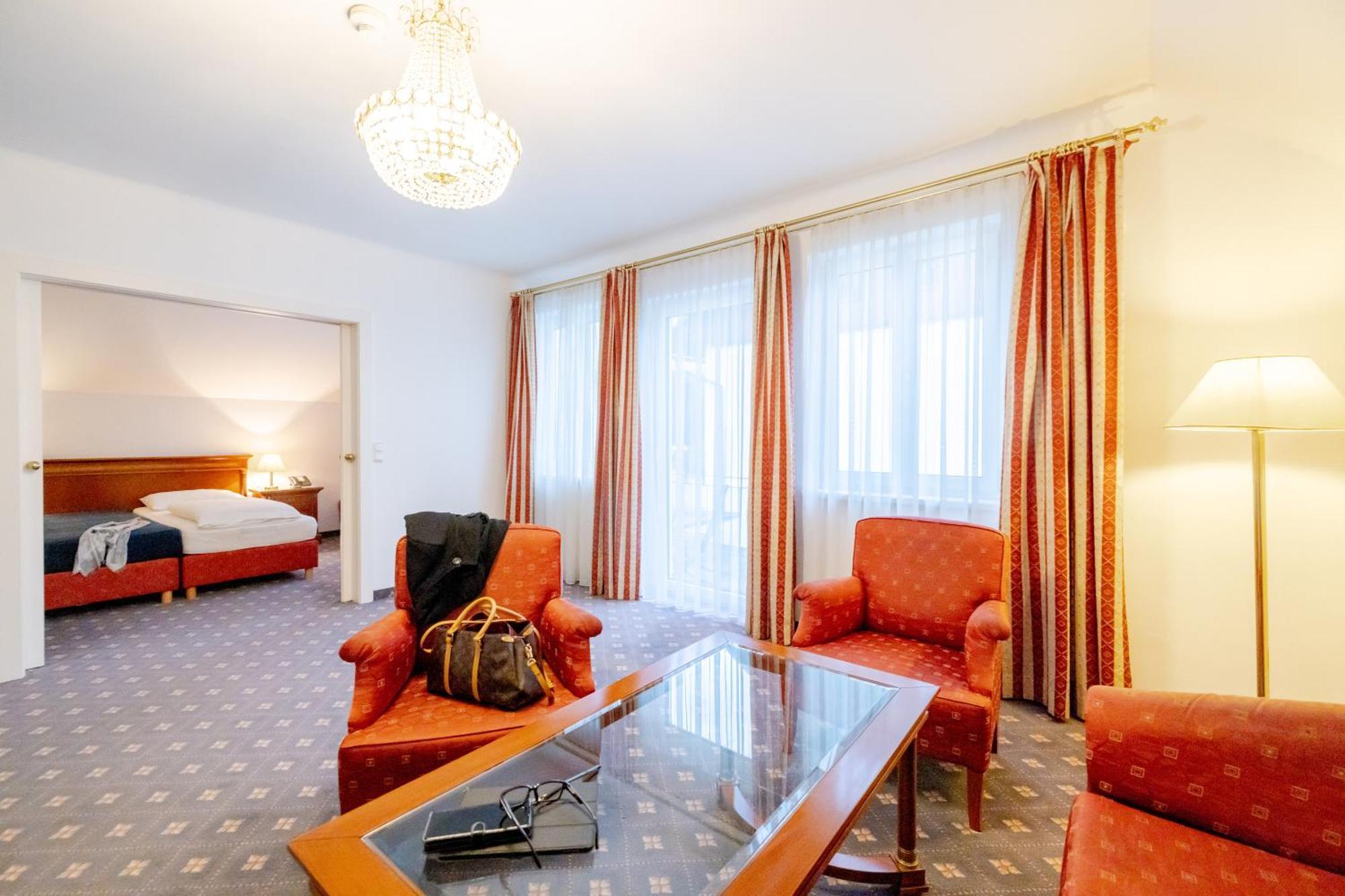 Parkhotel Styria Steyr Exteriör bild