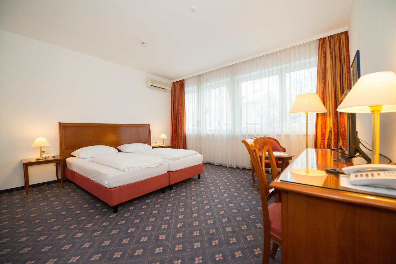 Parkhotel Styria Steyr Exteriör bild