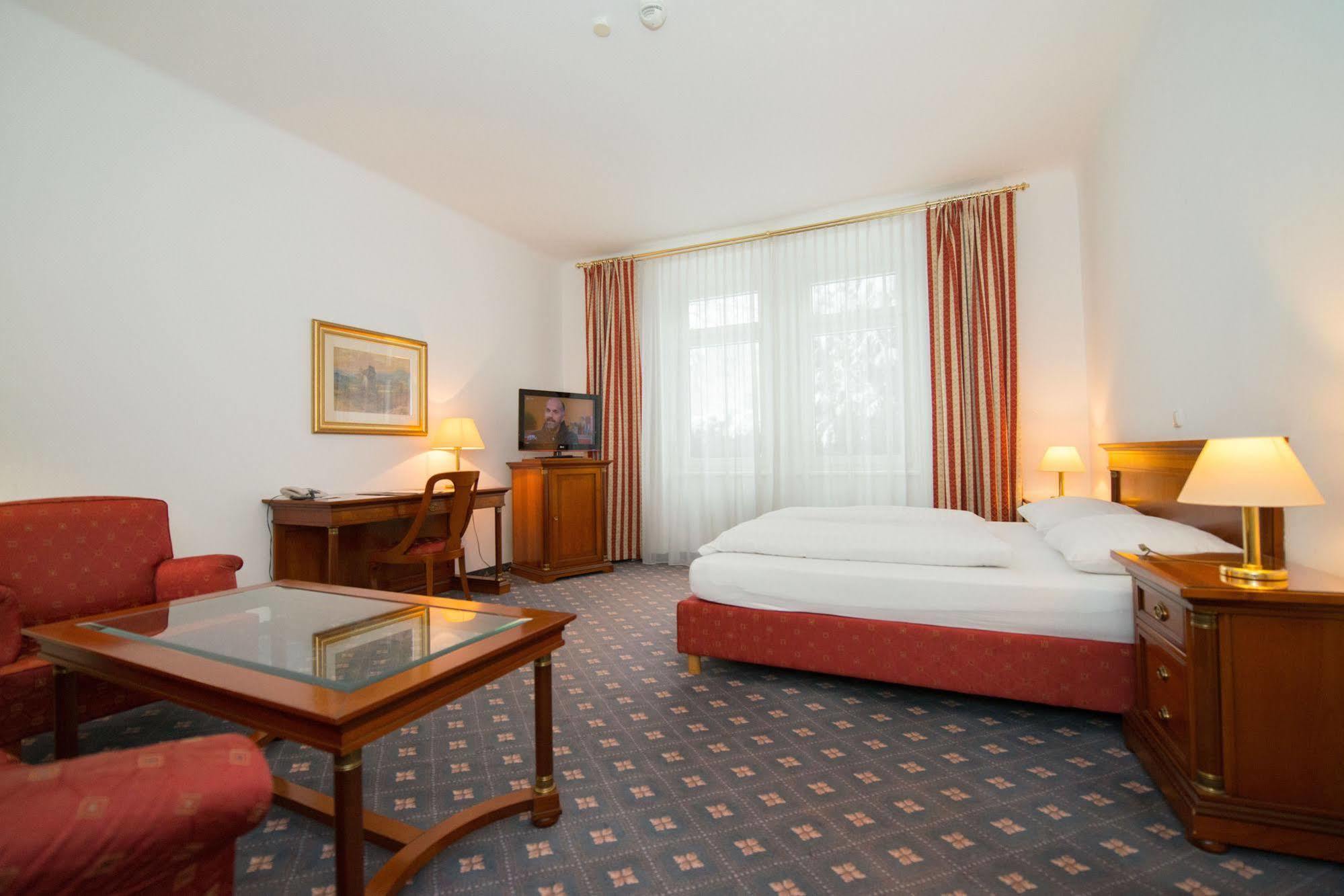 Parkhotel Styria Steyr Exteriör bild