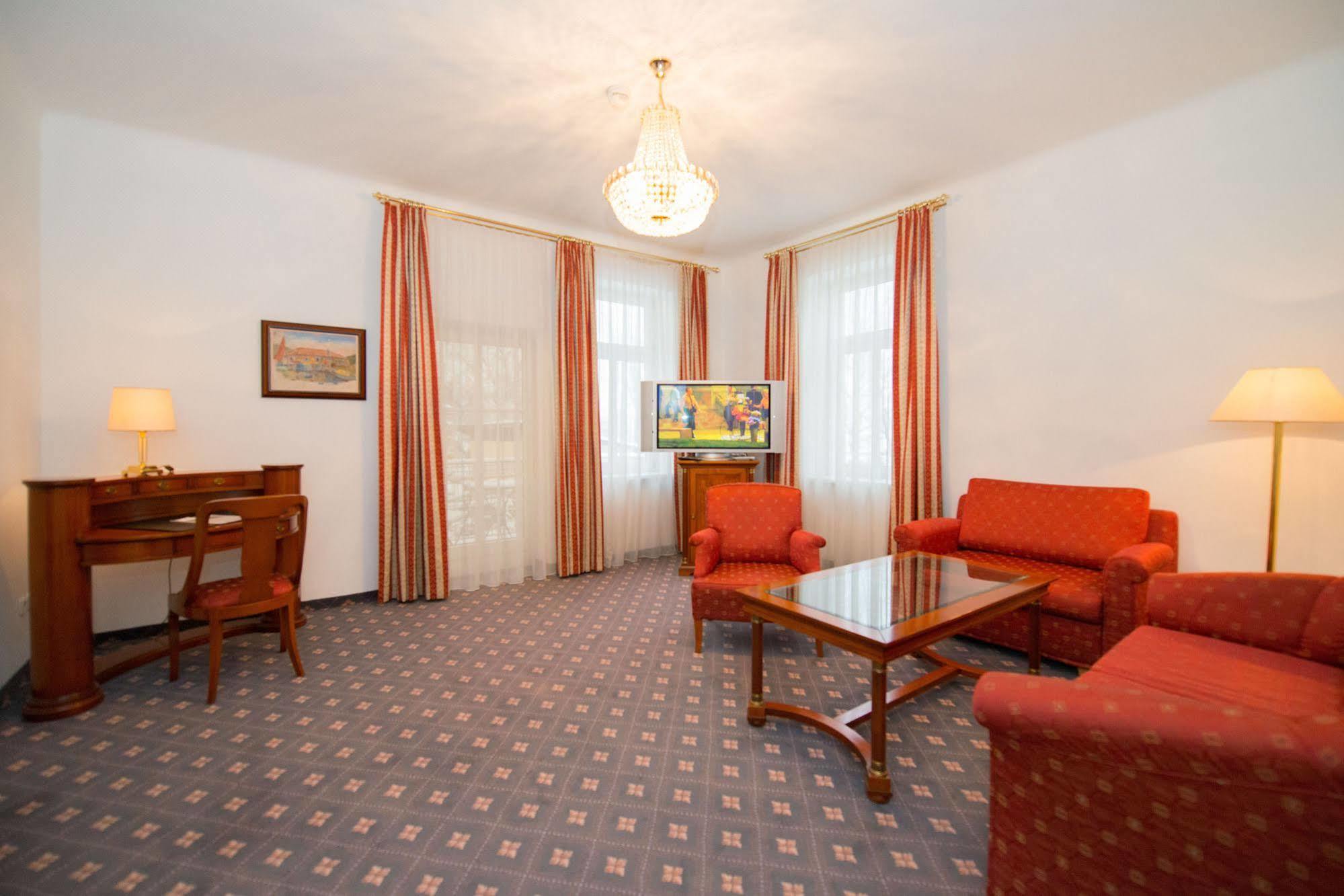 Parkhotel Styria Steyr Exteriör bild