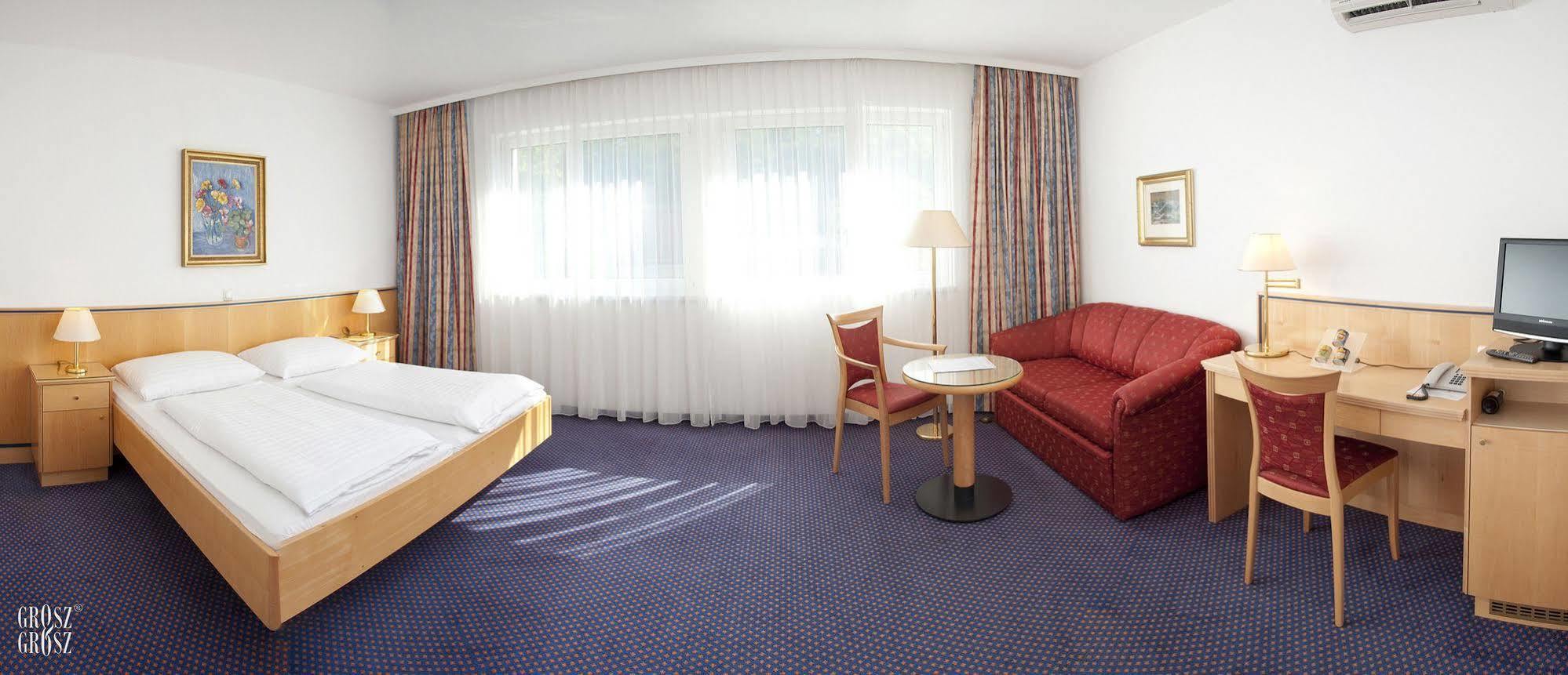 Parkhotel Styria Steyr Exteriör bild