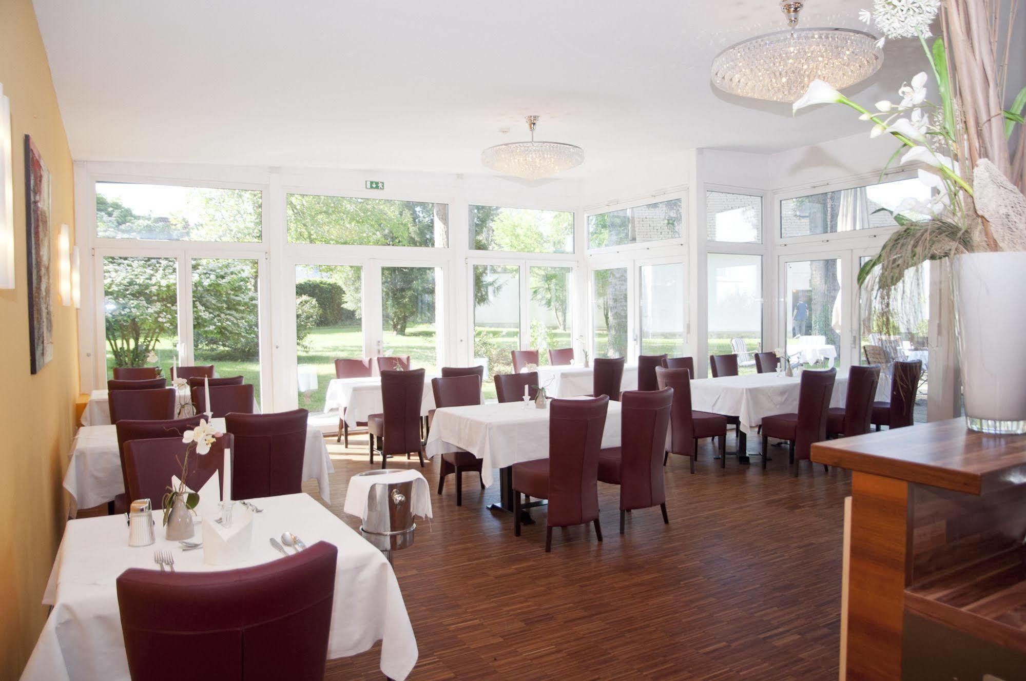 Parkhotel Styria Steyr Exteriör bild